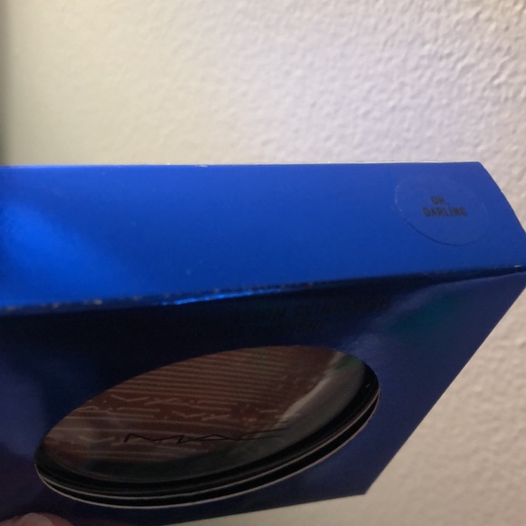 MAC powder Extra Dimension Skinfinish NEW - Picture 11 of 12